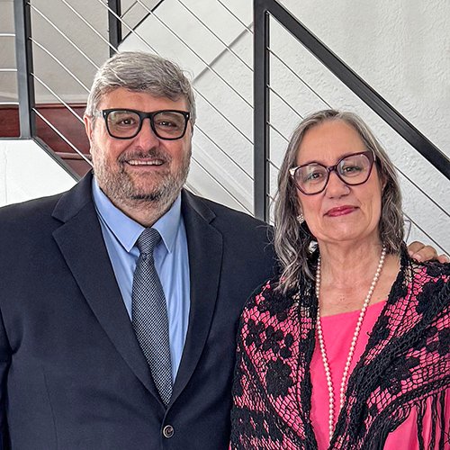 pastores esteban y patricia2